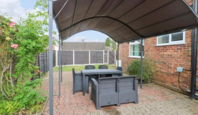 Swift Host 3 Double beds with Parking and Peaceful
